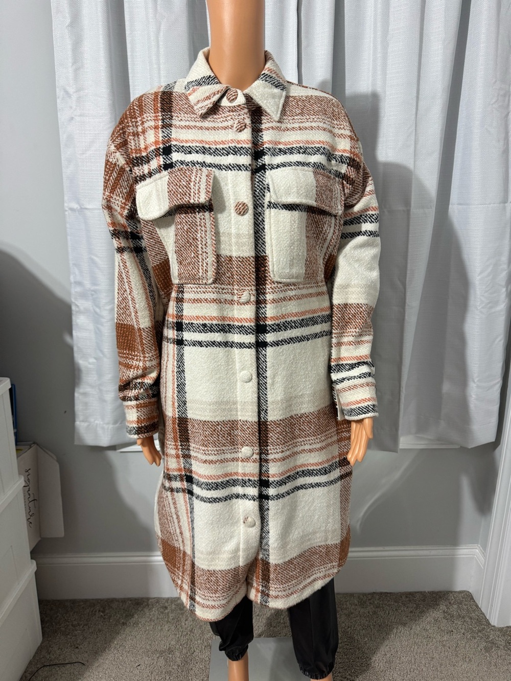Cool Calia size M brown cream black plaid flannel snap front midi coat new